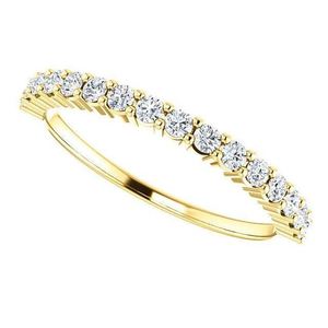 Anillo de Boda de Media Eternidad con Moissanita de Corte Redondo TCW, Plata de Ley 925 Chapada en Oro, Apilable, para Aniversario Nupcial - Product Image 3