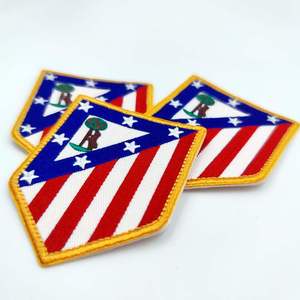 Badges brodés personnalisés par le fabricant, patchs brodés sur mesure en tissu, pièces coupées, badges brodés thermocollants pour vêtements - Product Image 6