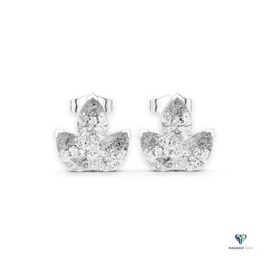 Boucles d'oreilles clous en or blanc 2,94 carats avec diamants de laboratoire en forme de poire, en or massif 18 carats, boucles d'oreilles florales à trois pierres - Product Image 1