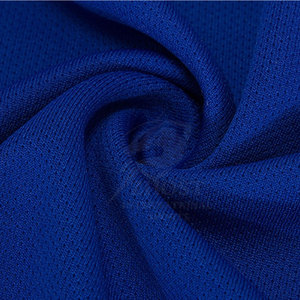 Tenue de football fabriquée en usine avec numéro et nom personnalisés, disponible en différentes tailles, couleurs et styles - Product Image 4