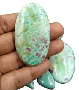 Rubí Verde Natural en Fuchsite, Cabujón, Gema Suelta con Juego de Color, Piedra Pulida al por Mayor para Joyería - Product Image 2