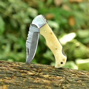 Cuchillo Plegable de Cobre Damasco Hecho a Mano con Mango de Madera de Palisandro, Cuchillo de Bolsillo para Camping, Regalo Personalizado para OEM - Product Image 6