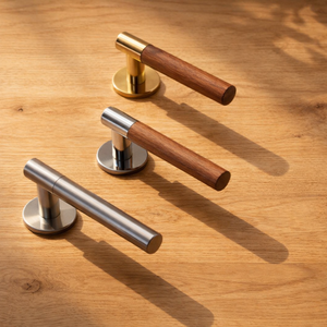 Poignée de porte extérieure moderne en laiton et bois de qualité supérieure HS 1122 |   Finition chromée / Or PVD / Or rose |   Designer de luxe - Product Image 1