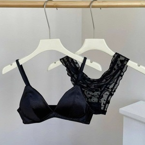 Ensemble de soutien-gorge et culotte sexy pour femmes, ultra-fin, respirant, en dentelle - Product Image 1
