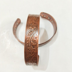Bracelet manchette en cuivre Vintage fait à la main Bracelet fleur magnétique Antique pour l'arthrite Soulagement de la douleur articulaire Circulation Mode - Product Image 1