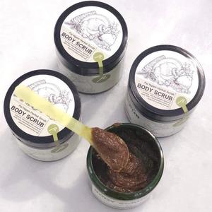 Exfoliante Corporal de Sal Marina Herbal Pai Ngam para Todo Tipo de Piel - Product Image 4