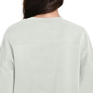 Nuevas sudaderas cortas de moda con logo personalizado, hechas de algodón/poliéster, sudaderas cortas para mujer en venta en línea. - Product Image 4