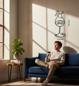 Copa de Vino Decorativa de Pared Hecha a Mano en Hierro con Acabado Moderno y Sofisticado en Polvo Negro - Product Image 3