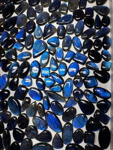 คริสตัลลาบราดอไรต์ธรรมชาติคุณภาพสูง ขัดเงา สีฟ้าสดใส หินบำบัด สำหรับทำเครื่องประดับ ขายส่ง หินสั่งทำพิเศษ - Product Image 4