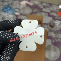 Cartes/plaques en os de buffle utilisées pour le tissage de cartes/plaques, pour créer des bandes complexes et étroites en contrôlant les fils de trame.