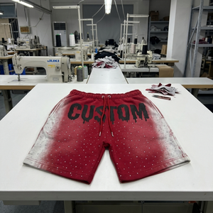 Shorts en molleton pour homme avec imprimé pailleté et strass, 100% coton, fermeture à cordon, séchage rapide, streetwear décontracté |   OEM ODM - Product Image 3