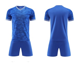 ชุดฟุตบอลสโมสร ชุดกีฬาฟุตบอลสั่งทำ ผู้ผลิตชุดกีฬาพิมพ์ลายแบบ Sublimation เสื้อและกางเกงขาสั้นทีม ชุดกีฬาระดับพรีเมียมสำหรับไซส์ M - Product Image 3