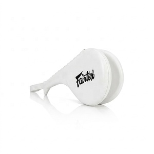 Guante de Entrenamiento de Boxeo Fairtex, Diseño Curvo, Construcción Duradera, Agarre Cómodo para Velocidad y Precisión, Uso en Gimnasio - Product Image 2