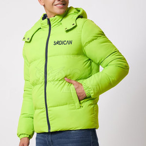 Chaqueta clásica de invierno para hombre, estilo casual, diseñada para brindar calidez, estilo y comodidad durante todo el día, a precio de mayoreo. - Product Image 4