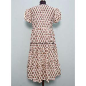 Vestido floral informal de longitud media para mujer, perfecto para uso diario o ocasiones especiales, tela de alta calidad y hermoso estampado floral - Product Image 6