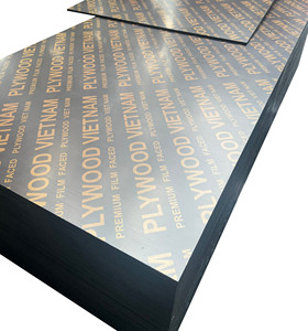 Contreplaqué filmé de qualité supérieure exporté du Vietnam, utilisé dans la construction, surface lisse, sans déformation, sans étalement. - Product Image 5