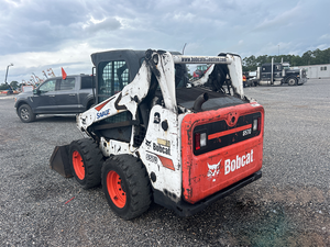 Cargadora Compacta de Dos Velocidades S570 2017 con Cabina Cerrada, Máquina de Construcción de Alto Rendimiento - Product Image 2