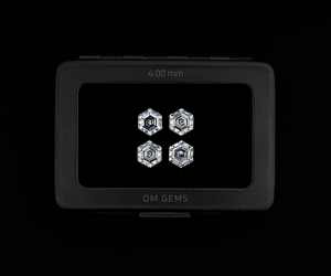 Diamantes cultivados en laboratorio con corte hexagonal de 4.0 mm, corte antiguo, corte único, color D, diamante perforado con láser para la elaboración de joyería. - Product Image 1
