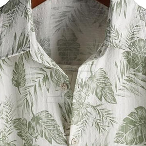 Chemise hawaïenne décontractée pour homme à manches courtes, à motifs floraux, boutonnée, idéale pour les sorties à la plage, les vacances, les voyages, les activités de plein air et les tenues de villégiature - Product Image 6