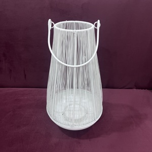 โคมไฟลวดเหล็กตกแต่งรุ่น L597 ดีไซน์งานฝีมือ พร้อมเคลือบสีขาว สำหรับตกแต่งบ้าน งานคริสต์มาส งานแต่งงาน และงานวันเกิด - Product Image 3