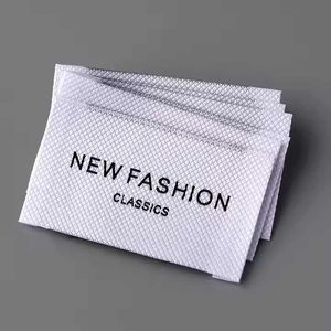 Nouvelles étiquettes tissées personnalisées blanches pour vêtements, étiquettes en coton thermocollantes pour col, imprimées pour marques privées, utilisables à la machine pour sacs - Product Image 4