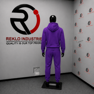Conjunto Deportivo Personalizado Morado para Hombre, Sudadera con Cremallera Completa, Pantalones Deportivos de Pierna Ancha, Logotipo Gráfico, Ropa Deportiva Casual, Venta al Por Mayor - Product Image 4