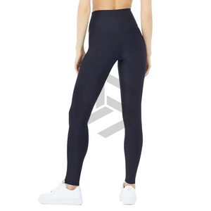 Nouveau design, ensemble de yoga 2 pièces pour femme, taille haute, respirant, écologique, avec logo avant, effet push-up, service OEM - Product Image 3