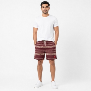 Shorts modernes pour hommes, dotés d'un tissu doux, d'une construction respirante et d'une coupe flexible, pour un style de vie actif au quotidien. - Product Image 4