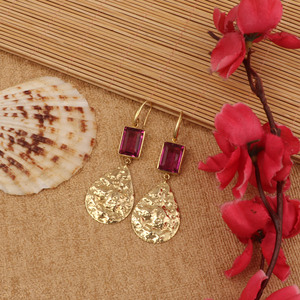 Pendientes Colgantes de Amatista con Textura Martillada y Baño de Oro de 18K para Mujer, por Eljoyero - Product Image 6
