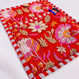 Funda Protectora Acolchada de Algodón con Estampado Vintage, Delgada, Moderna, Ligera, Ecológica, Antipolvo, Antigolpes, Multifuncional, con Cierre de Botones - Product Image 1