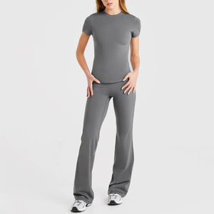 Camiseta de Punto de Manga Corta para Mujer, Color Sólido, Corte Regular, Transpirable, Antihumedad, Antiarrugas, Secado Rápido, Deportiva, Venta al Por Mayor - Product Image 2
