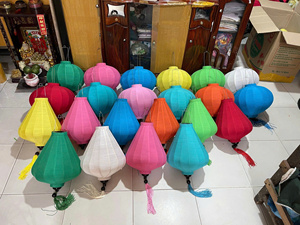 Hoi โคมไฟผ้าไหมกรอบไม้ไผ่พับได้โคมไฟแขวนสีที่กำหนดเองสำหรับร้านอาหารคาเฟ่โรงแรมรีสอร์ทการตกแต่งภายใน - Product Image 6