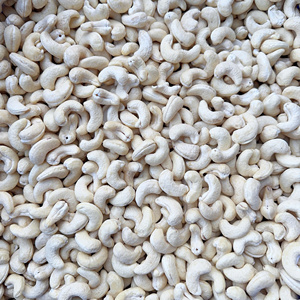 Nueces de Anacardo al Mejor Precio Ww240, Ww180, Nueces de Anacardo Enteras, Precio de Importación de Nueces de Anacardo de Vietnam, Exportación al por Mayor a Asia y Medio Oriente - Product Image 1