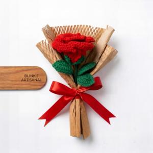 Ramo de Rosas Tejidas a Crochet Hechas a Mano con Envoltura de Yute Natural, Flores de Hilo Tejido para Regalos de Boda, Aniversario, Día de San Valentín - Product Image 1