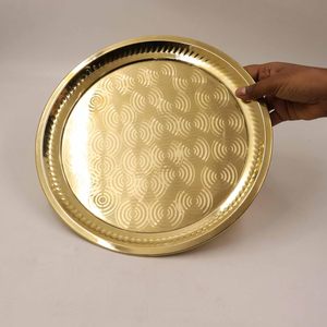 Plateau de Puja en laiton artisanal gravé motif floral, assiette Aarti, baratan traditionnel pour la maison, le temple et les rituels festifs - Product Image 4