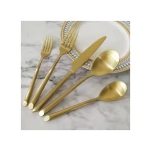 Juego de cubiertos de latón dorado premium, elegante colección de utensilios de comedor, decoración de mesa con estilo para bodas - Product Image 2