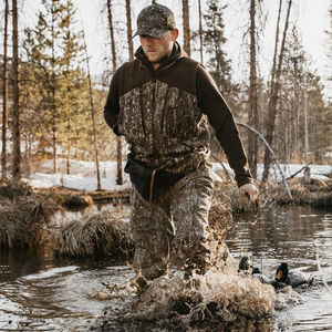 Gilets de chasse coupe-vent imprimés à faible MOQ et prix abordable pour hommes, gilets d'hiver softshell à séchage rapide multi-poches personnalisables pour l'extérieur - Product Image 3