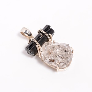 Colgantes Solitarios Clásicos Antiguos de Plata de Ley 925 con Piedras Preciosas Naturales - Joyería Hecha a Mano para Regalos - Product Image 3