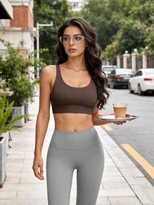 Sujetador deportivo de tirantes finos para mujer, con paneles de malla transpirable, chaleco de running de alta elasticidad, top de entrenamiento, fabricante OEM - Product Image 6