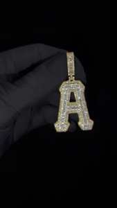 Colgante Personalizado con Inicial, Joyería Hip Hop, Plata de Ley 925, Moissanita VVS, Colgante con Nombre, Colgante Bicolor para Regalos - Product Image 2