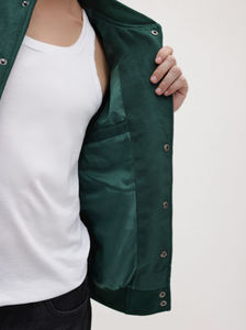 Nueva Chaqueta Varsity de Marca Privada para Hombre, Cuello Alto, Invierno, a la Moda, Bordado y Logotipo Personalizados en la Parte Delantera, Alta Calidad - Product Image 3