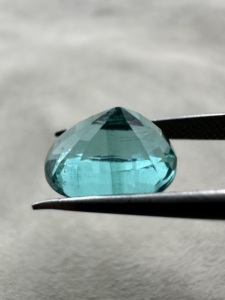 Super <b>Clean</b> Natural Zambian <b>Green</b> Oval Cut 5.48 carats Loose Gemstone For Jewelry Making - Product Image 2