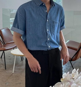 <b>Men's</b> Light Blue Denim Short Sleeve Shirt Loose Fit Turn-down Collar Casual Summer Breathable Cotton Solid Color Pocket - Product Image 4