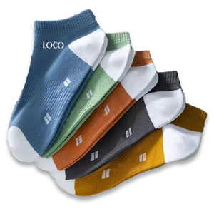 New Arrival 100% Cotton Anti-Bacterial <b>Thick</b> Crew <b>Socks</b> Breathable Quick Dry No Show Casual Men's Knitted Digital Printing - Product Image 5