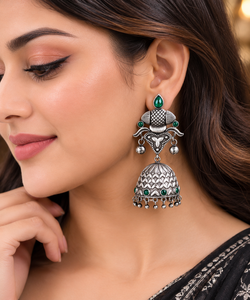 Boucles d'oreilles pendantes artisanales en argent oxydé, forme cloche, avec zircon, style Jhumka indien, pour femme, bijoux ethniques, cadeau, vente en gros - Product Image 1