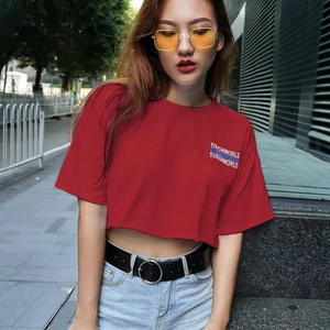 Camiseta Corta Roja para Mujer, Cuello Redondo, Manga Corta, Logotipo Bordado, Top Informal, Color Sólido, 100% Algodón Jersey - Product Image 2