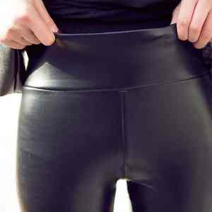 Leggings de sport grande taille couleur unie, doux au toucher, respirants, essentiels pour l'entraînement des femmes - Product Image 3