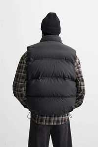 Chaleco Acolchado para Hombre, Color Negro Azabache, Sin Mangas, Estilo Chaqueta Acolchada con Cierre, Relleno de Algodón, Cálido para Invierno, Superventas - Product Image 4