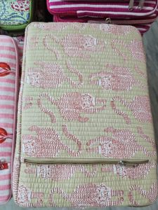 Handmade Printed Cotton <b>Laptop</b> Sleeve 14 Inch Durable Quilted Protective Fabric <b>Laptop</b> Cover Wholesale Supplier Export OEM B2B - Product Image 3