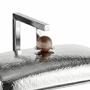 Réchaud à buffet en bois de luxe avec couvercle en acier inoxydable martelé, plat de service pour hôtel et buffet - Product Image 4